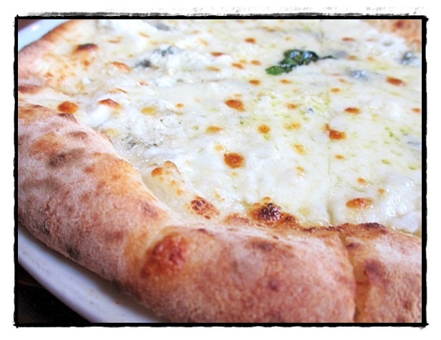 Pizzeria　Pal　Fiore　(パルフィオーレ)　岡山市北区下中野