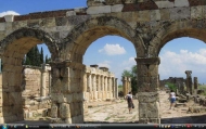 8_Hierapolis48s.jpg