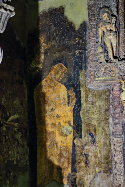171001_Cave17_Buddha-Painting.jpg