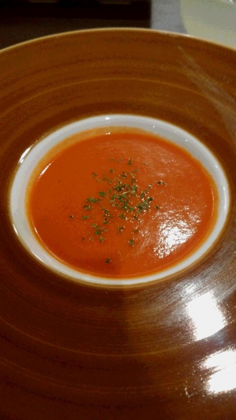 シュクレ　トマトスープ