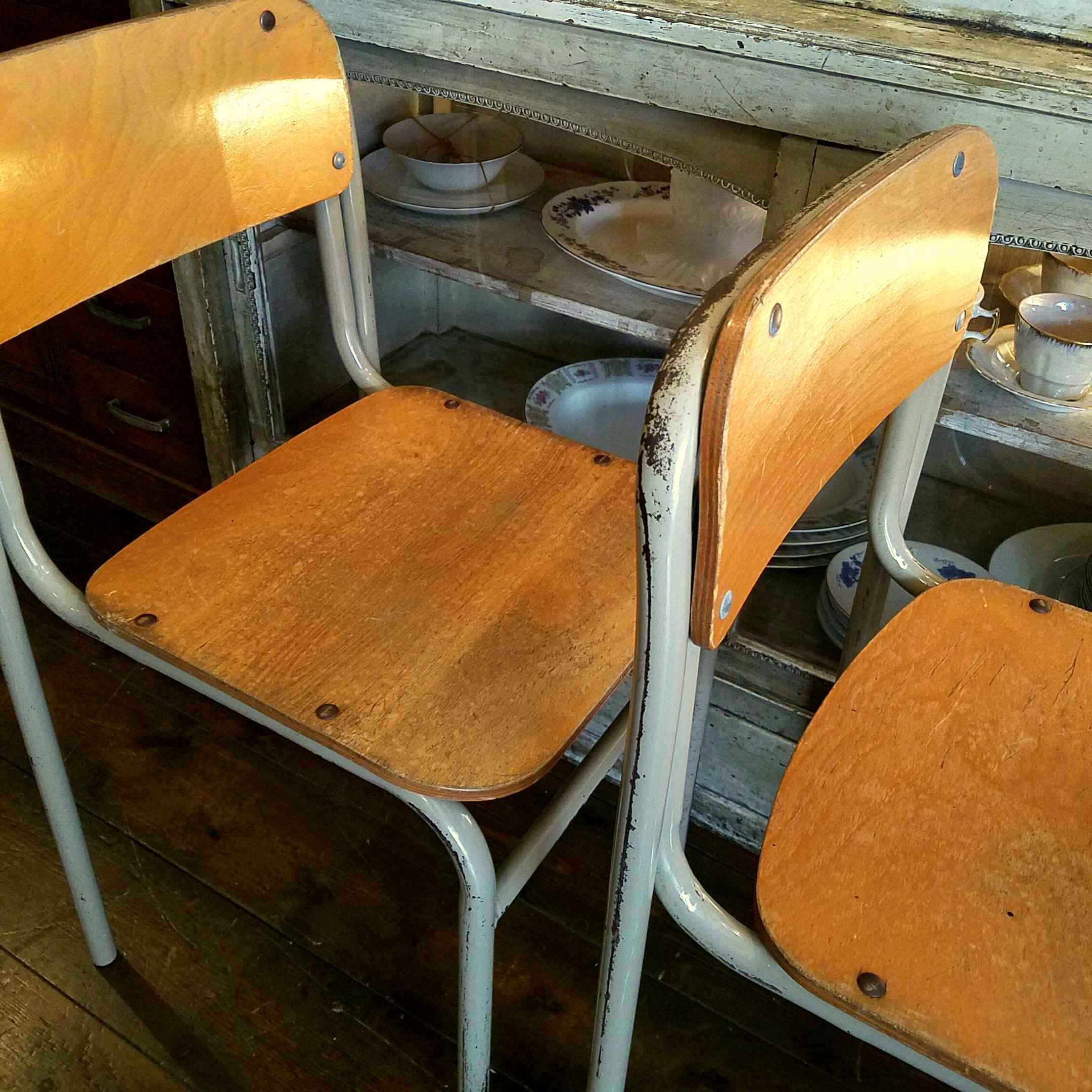 昭和レトロな学校の椅子 - [Sold Out]過去の販売商品